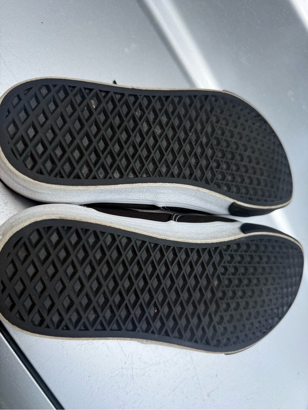 Vans - Picture 3 of 4